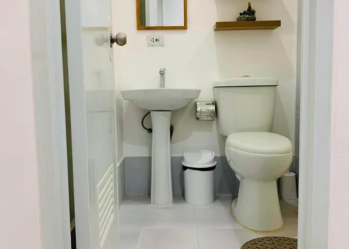 Cebu Family With Swimming Pool, Up To 4 Pax Aparthotel Liloan